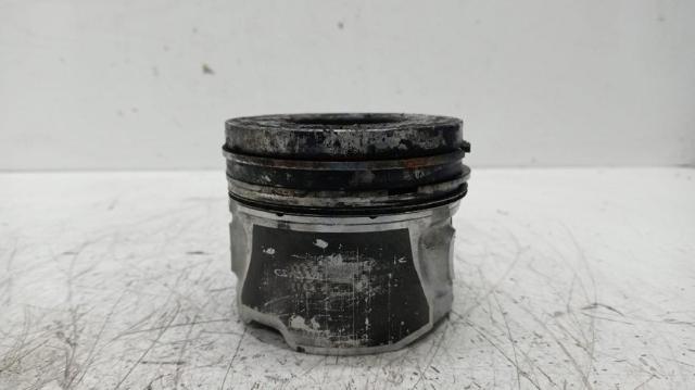 HYUNDAI 2341027940 Поршень с пальцем без колец, STD в наличии Хмельницкий