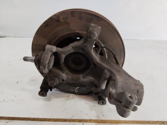 FORD 2350086 Цапфа передняя левая в наличии Ирпень