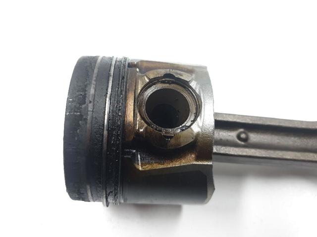 HYUNDAI 235102A901 Шатун поршня двигателя в наличии Павлоград