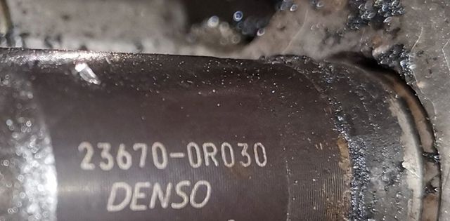 236700R030 TOYOTA Топливные форсунки купить в Ирпень