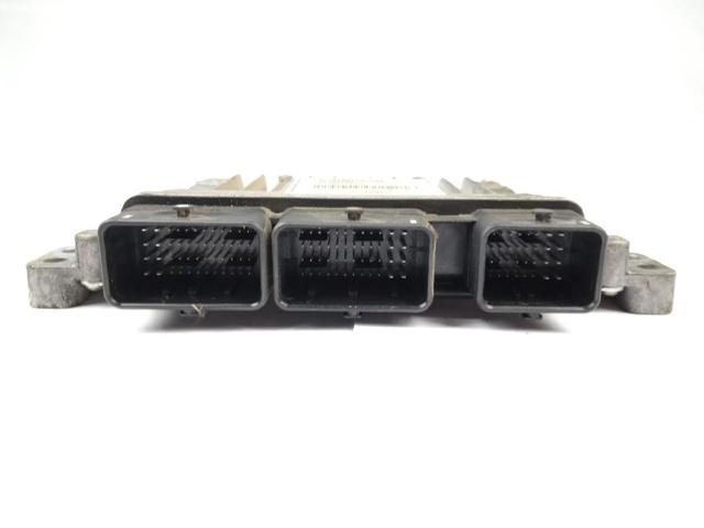 237100121R Блок управления двигателем купить Черкассы