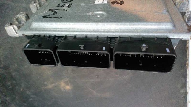 237100822R RENAULT Блок управления двигателем купить в Тернополь