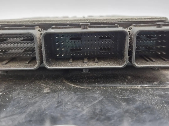 RENAULT 237101715R Блок управления двигателем в наличии Запорожье