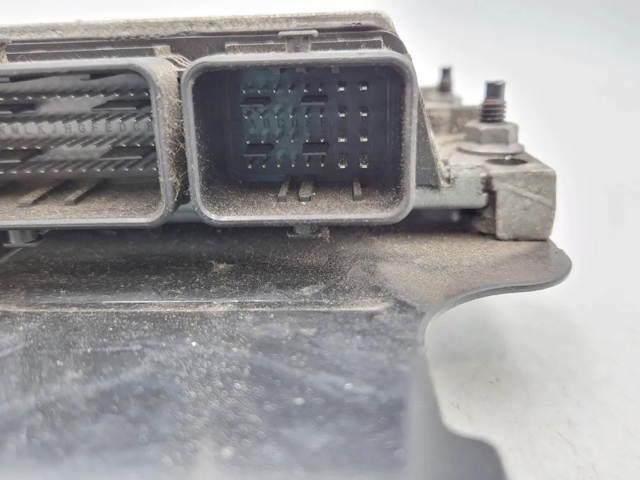 237101715R RENAULT Блок управления двигателем купить в Днепр