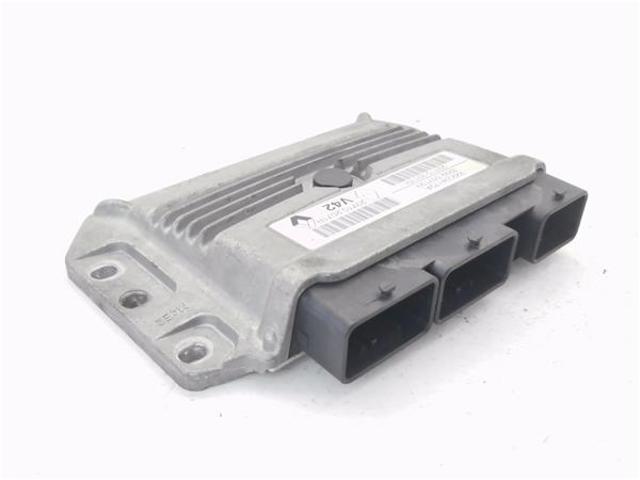 RENAULT 237102071R Модуль управления (ЭБУ) двигателем в наличии Черкассы