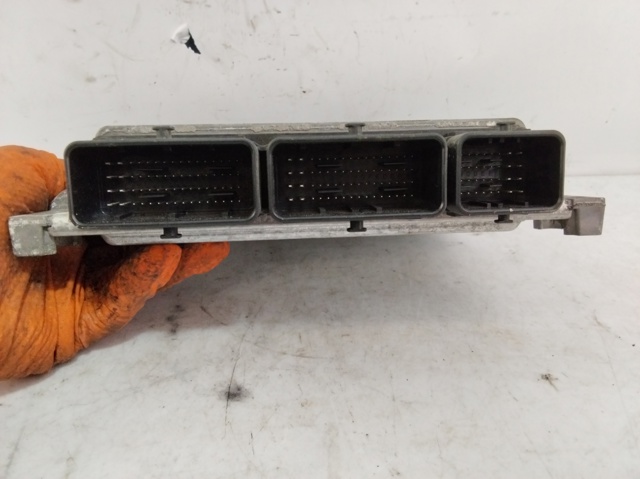 RENAULT 237103251R Блок управления двигателем в наличии Ирпень