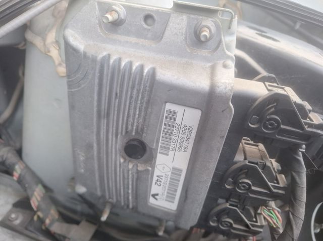 RENAULT 237103317R Блок управления двигателем в наличии Черкассы