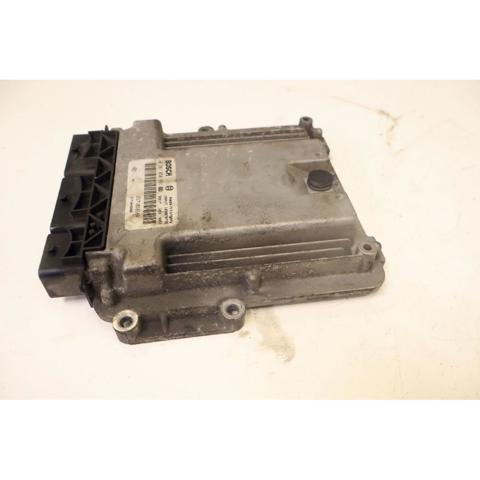 237104588R RENAULT Блок управления двигателем купить в Хмельницкий