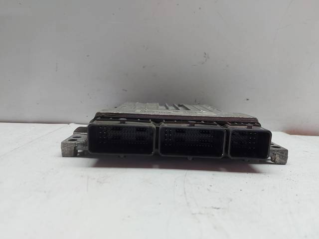 237104833R RENAULT Блок управления двигателем купить в Ровно