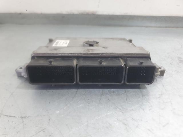 RENAULT 237105499R Блок управления двигателем в наличии Украина