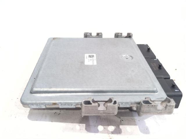 RENAULT 237106117R Блок управления двигателем в наличии Львов