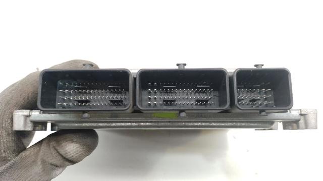 RENAULT 237106288R Блок управления двигателем в наличии Хмельницкий