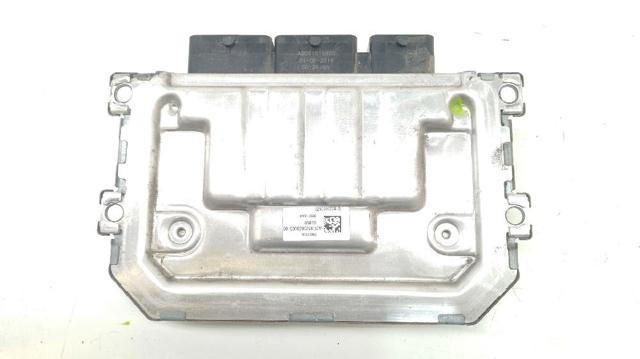 RENAULT 237108193R Блок управления двигателем в наличии Полтава