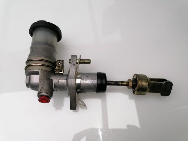 2381065D00 SUZUKI Главный цилиндр сцепления купить в Харьков