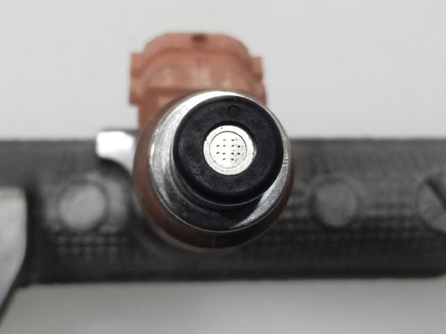 TOYOTA 2381420021 Распределитель топлива (рампа) в наличии Чернигов