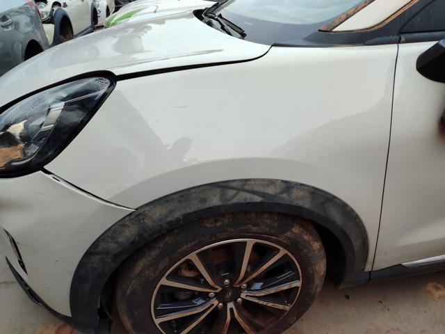 FORD 2405126 Крыло переднее левое в наличии Киев