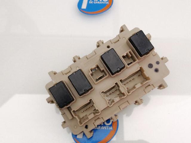 Unidade de dispositivos de segurança Nissan Navara D23, D23T