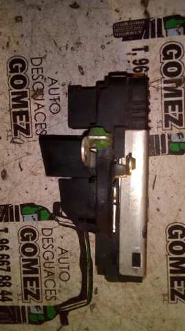 Fecho da porta dianteira esquerda Opel Vectra 36