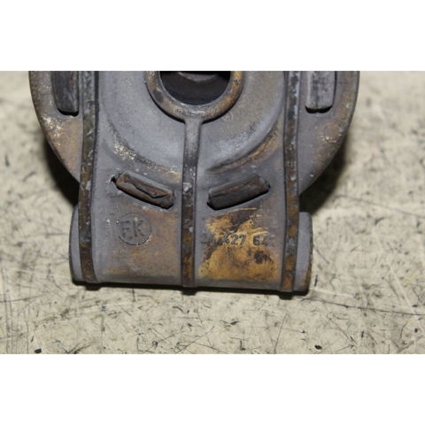 Coxim (suporte) traseiro de motor 24427641 OPEL