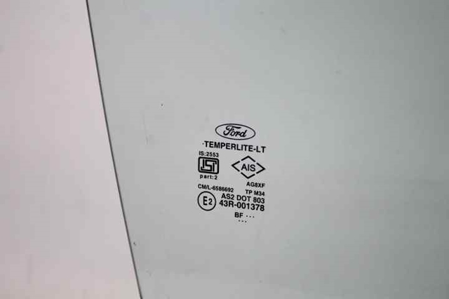 FORD 2444111 Стекло двери передней левой в наличии Запорожье