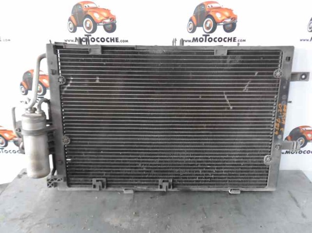 Condensador de ar condicionado / radiador para Opel Corsa C 1.0 (F08, F68) Z 10 XE 24445193