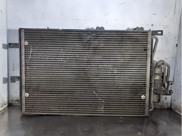 Condensador / radiador de ar condicionado para opel corsa c 1.7 di (f08, f68) y17dtl 24445194