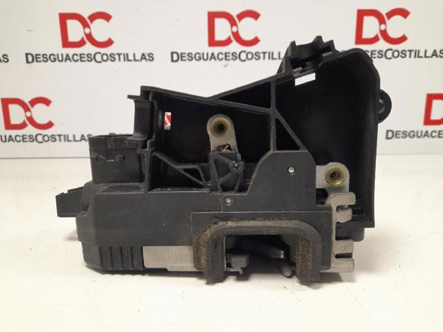 Fecho da porta dianteira esquerda Opel Vectra