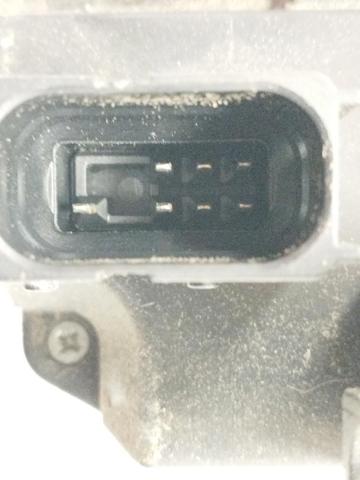 Fecho da porta dianteira esquerda Opel Vectra