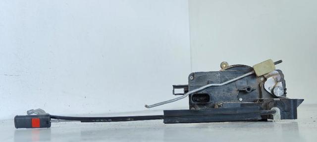 Fecho da porta dianteira esquerda Opel Vectra