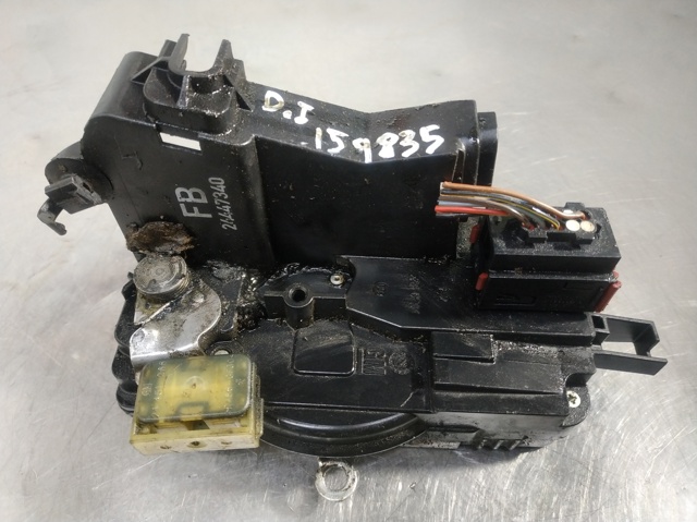 Fecho da porta dianteira esquerda Opel Vectra