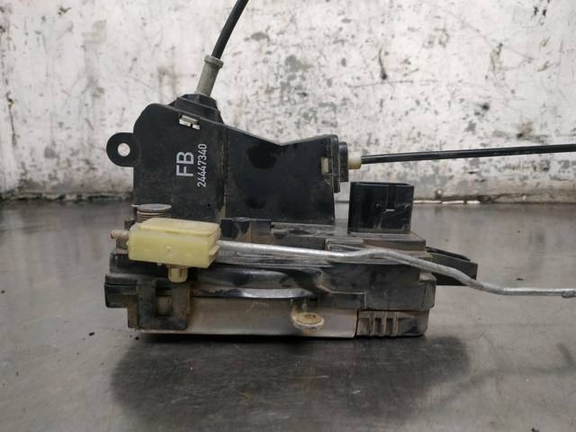 Fecho da porta dianteira esquerda Opel Vectra