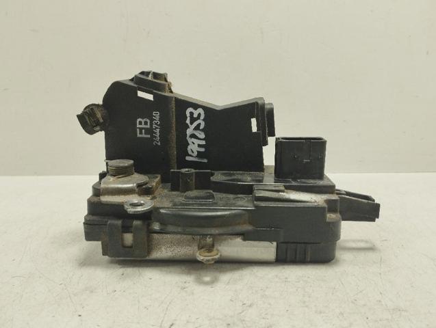 Fecho da porta dianteira esquerda Opel Vectra