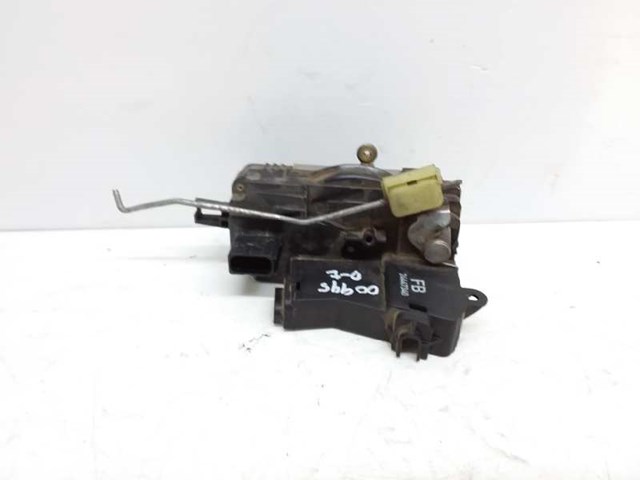 Fecho da porta dianteira esquerda Opel Vectra