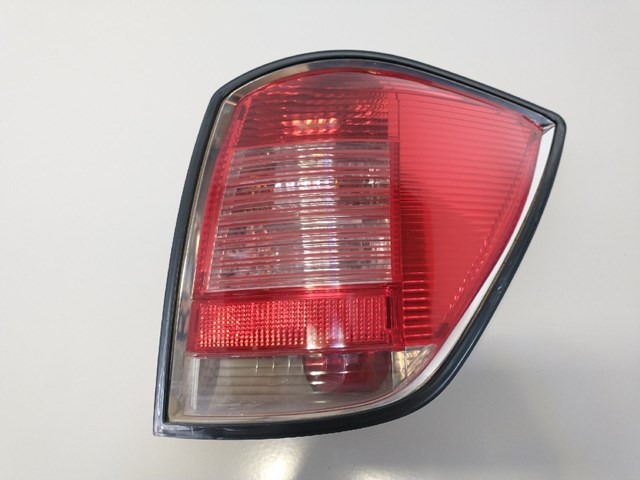 OPEL 24451840 Фонарь задний правый в наличии Винница