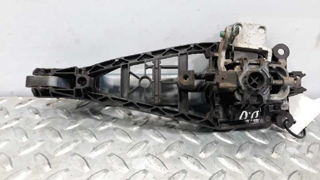 OPEL 24463750 Держатель наружной ручки двери задней правой в наличии Украина