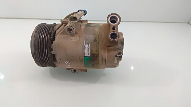 Compressor de ar condicionado para Opel Zafira A 2.0 elegance 24464152