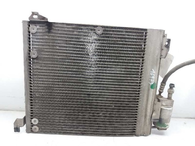 Condensador de ar condicionado / radiador para Opel Astra G Fastback 2.0 dti 16v (f08, f48) y20dth 24465322