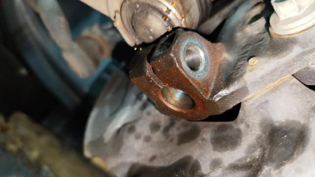 2451516 FORD Цапфа (поворотный кулак) передний левый купить в Черкассы