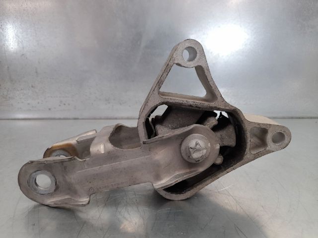 2462400809 MERCEDES Подушка (опора) двигателя правая верхняя купить в Киев