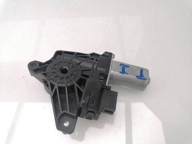 2469063100 MERCEDES Мотор стеклоподъемника двери задней левой купить в Запорожье