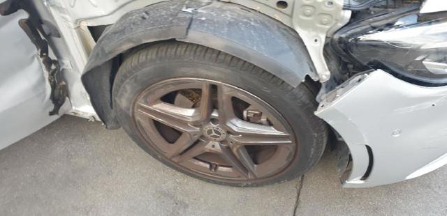 MERCEDES 2473320800 Цапфа (поворотный кулак) передний правый в наличии Киев