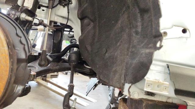 Guarda-barras direito do pára-lama dianteiro Ford Kuga 3 DFK