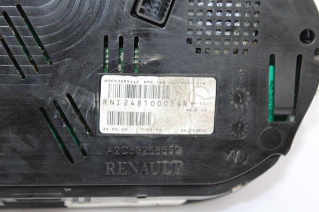 248100054R RENAULT Приборная доска (щиток приборов) купить в Ирпень