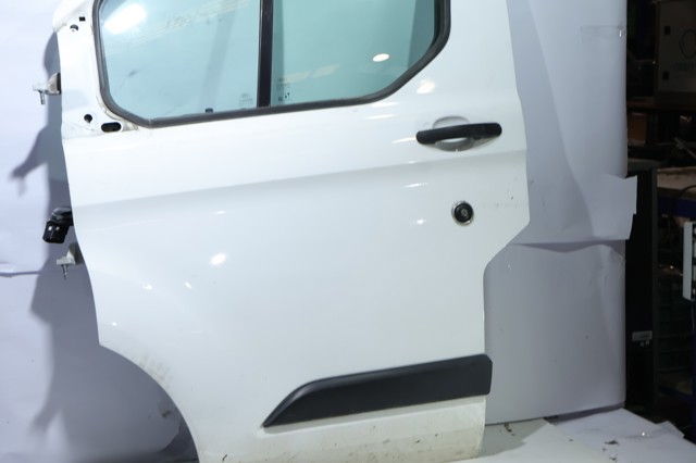 2488102 FORD Дверь передняя левая купить в Винница