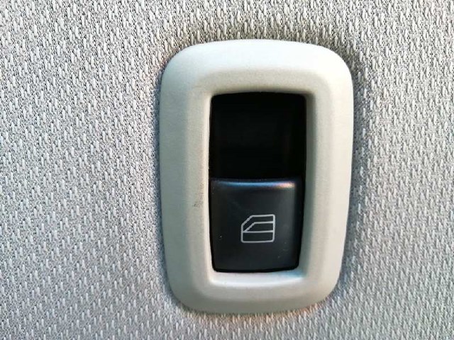 Controle do vidro traseiro direito para Mercedes-Benz B-Class B 180 CDI (245.207) 640940 25182005109051