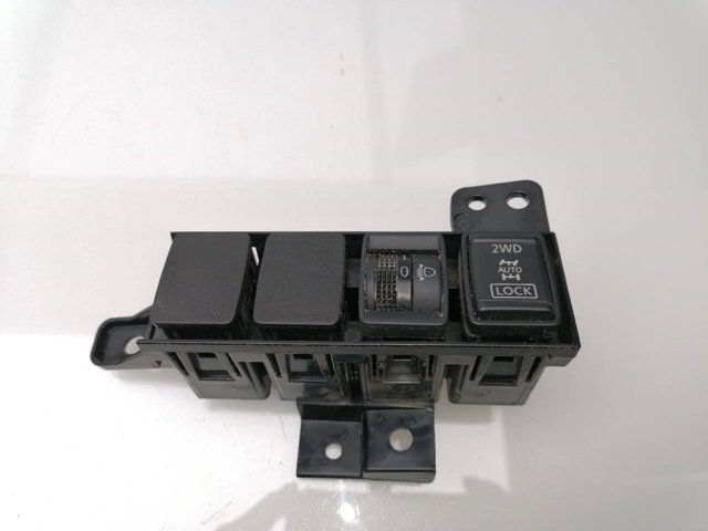 NISSAN 251904EA0E Кнопка (регулятор) корректора фар в наличии Кривой Рог