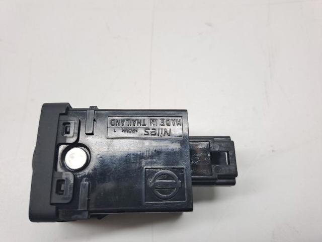 25190JD00C NISSAN Кнопка (регулятор) корректора фар купить в Львов