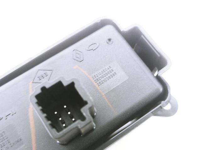 252100004R RENAULT Кнопка аварийки купить в Ирпень