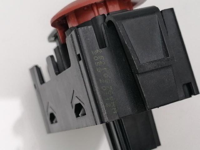 252103766R RENAULT Кнопка аварийки купить в Киев