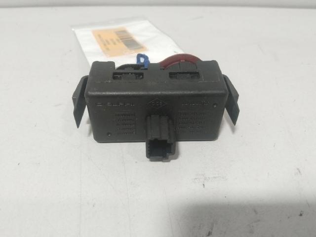RENAULT 252103766R Кнопка включения аварийного сигнала в наличии Чернигов